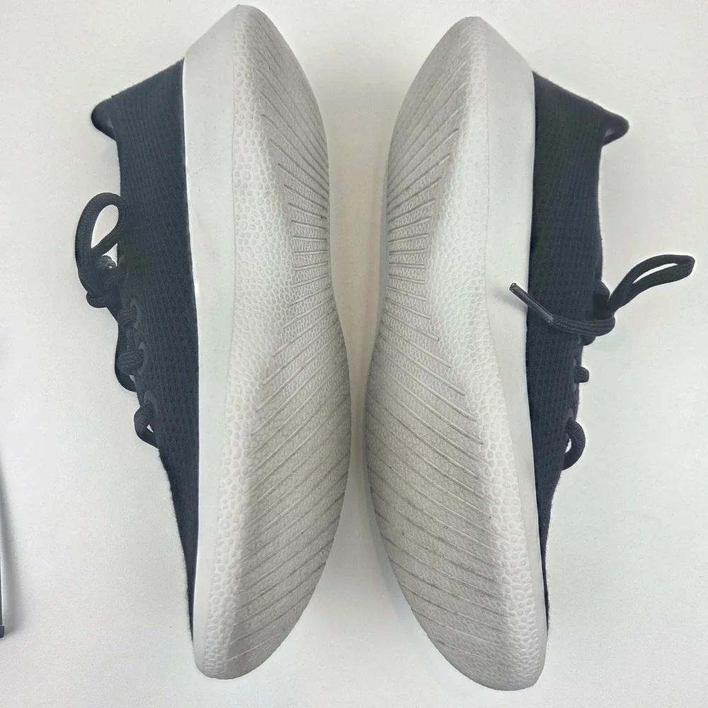 Allbirds Tree Runners Womens Size 7 Black White Lightweight Sustainable Sneakers